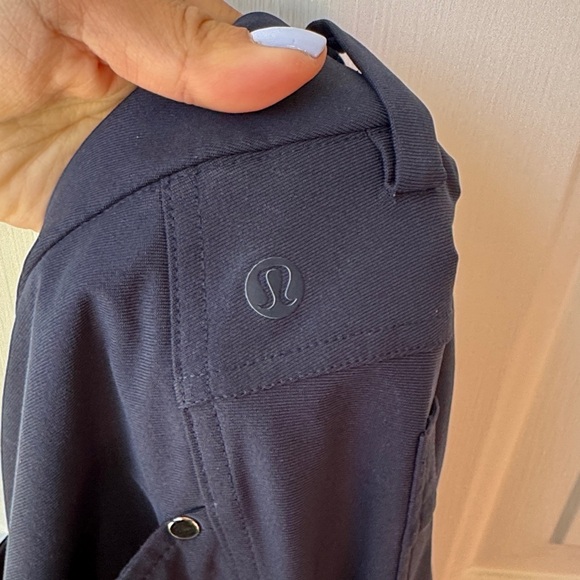 Lululemon Men’s Navy ABC pant - Picture 2 of 6